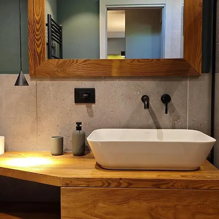 Apartment Hostdomus - Black Oak *