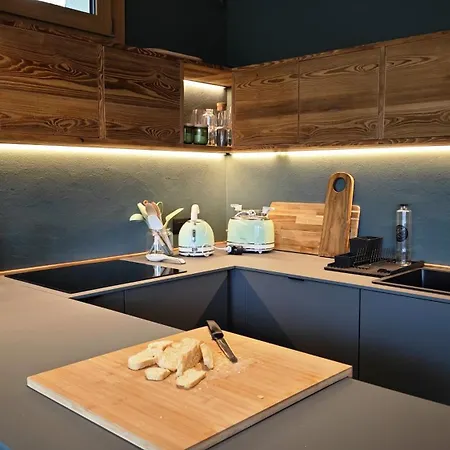 Hostdomus - Black Oak Apartment
